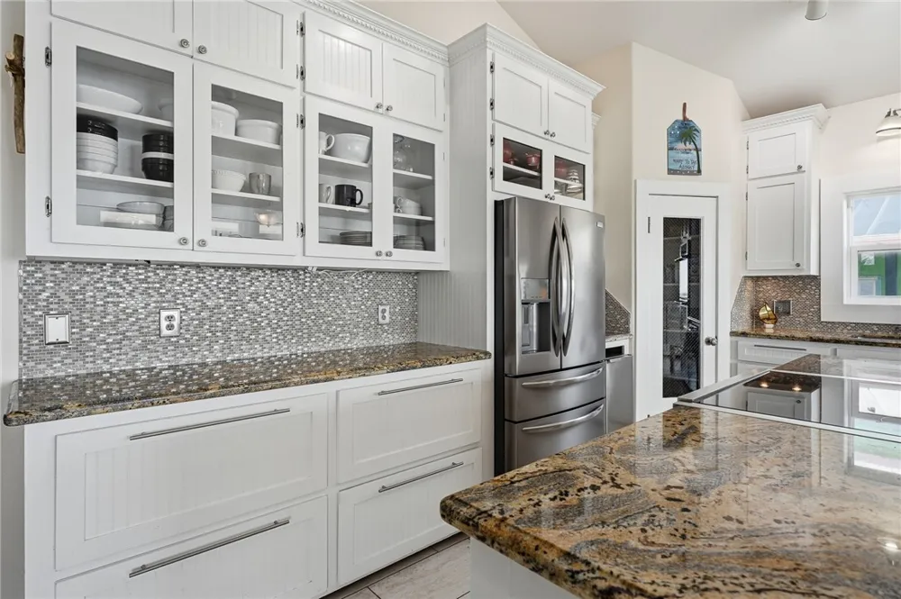 204 Bayshore Drive Ingleside, TX 78362