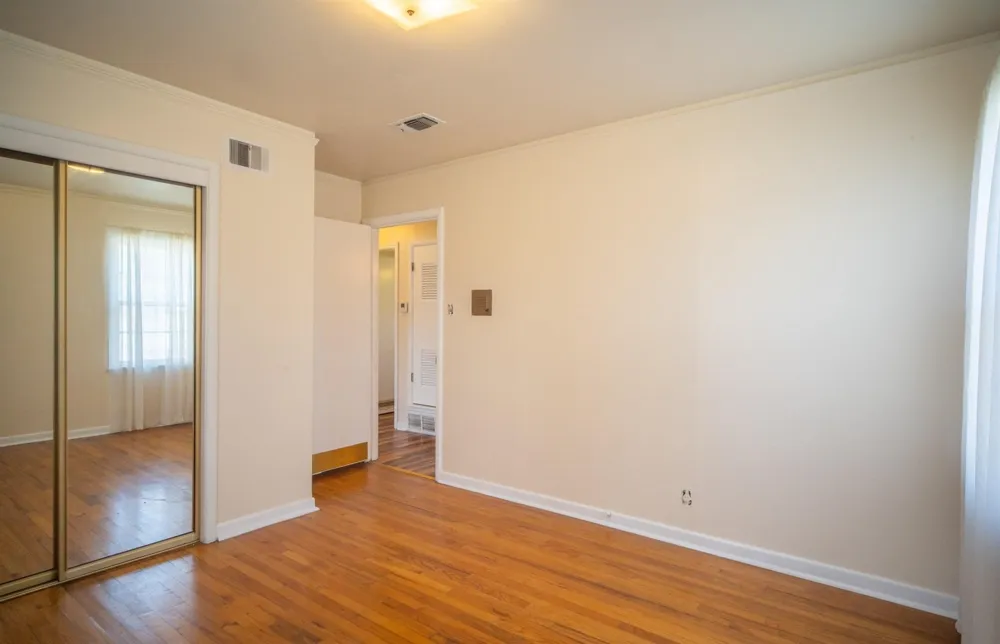 5245 Ira Street Haltom City, TX 76117