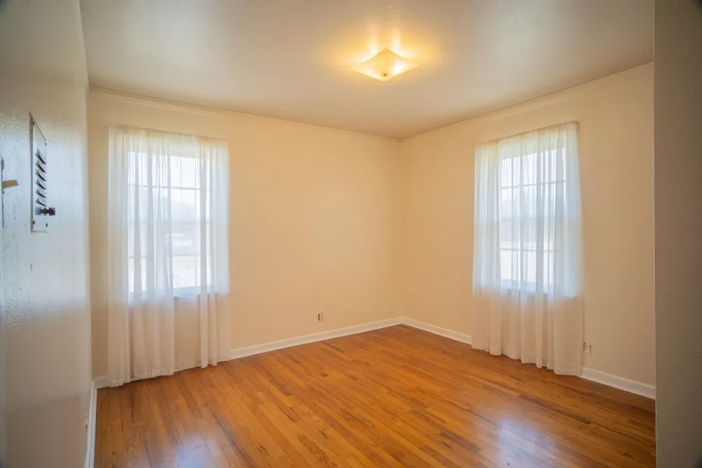 5245 Ira Street Haltom City, TX 76117