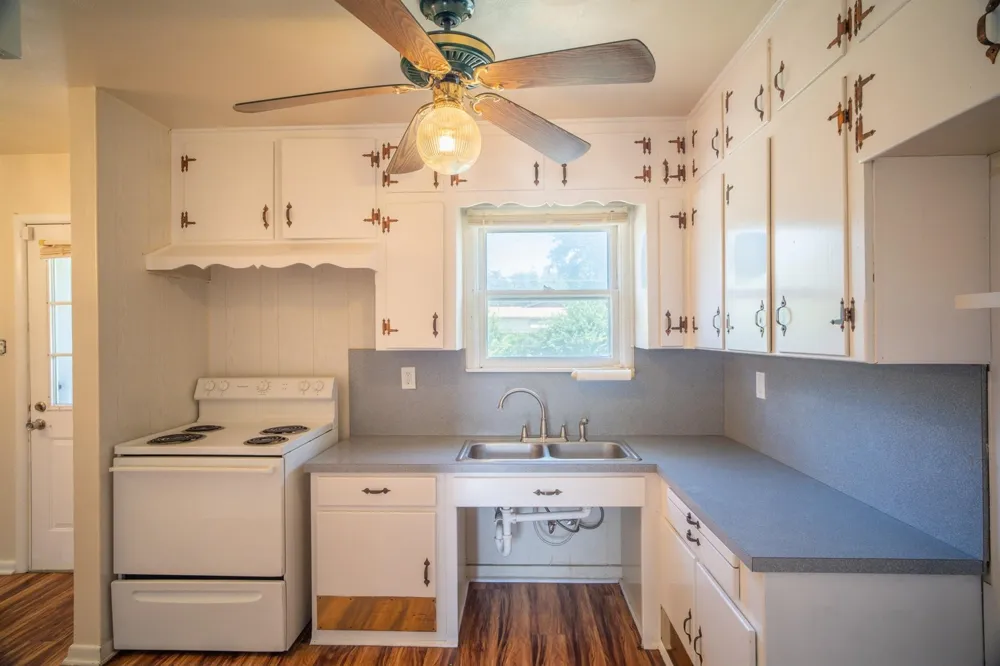 5245 Ira Street Haltom City, TX 76117