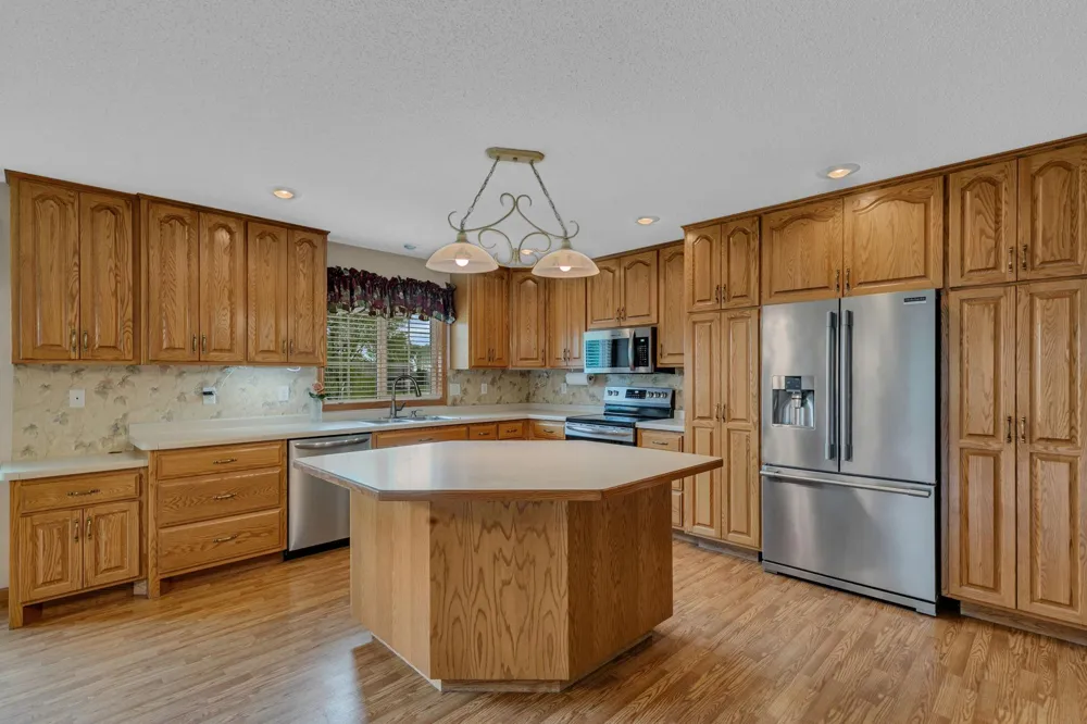 331 Countryside Lane Albany, MN 56307