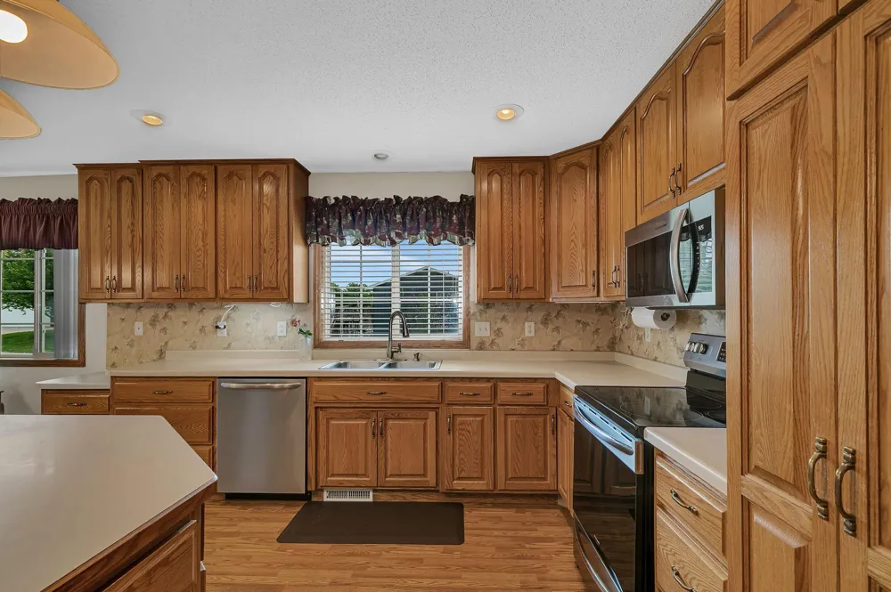 331 Countryside Lane Albany, MN 56307
