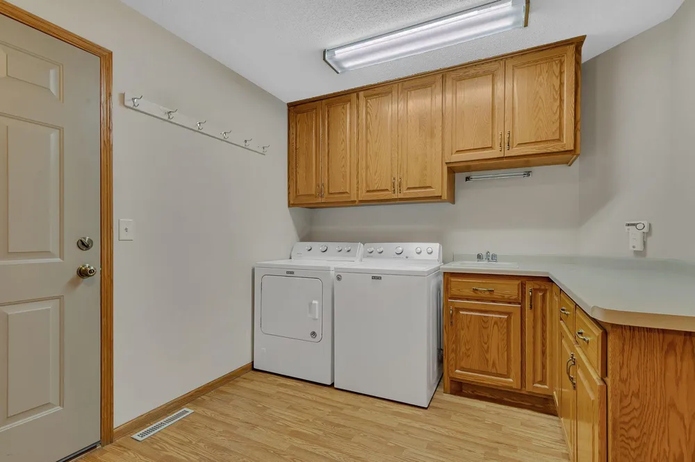331 Countryside Lane Albany, MN 56307