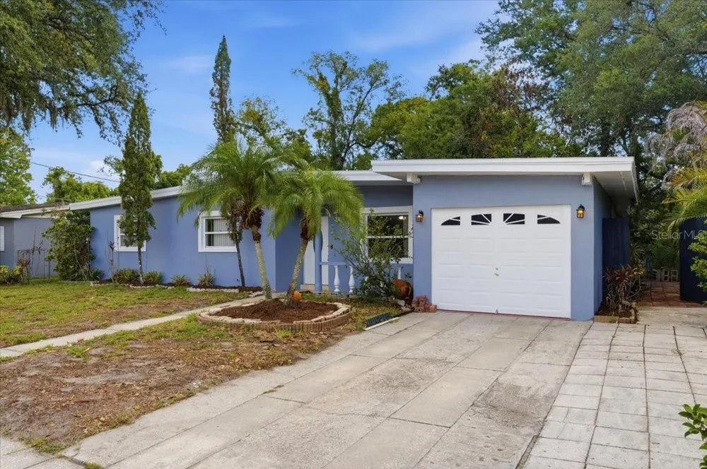 15005 MONET DRIVE Tampa, FL 33613