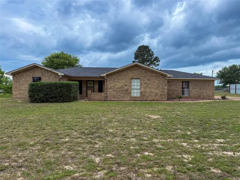 616 Lakeview Drive