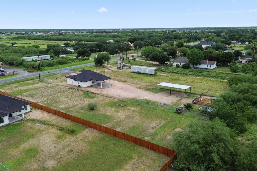 23232 Val Verde Edinburg, TX 78532