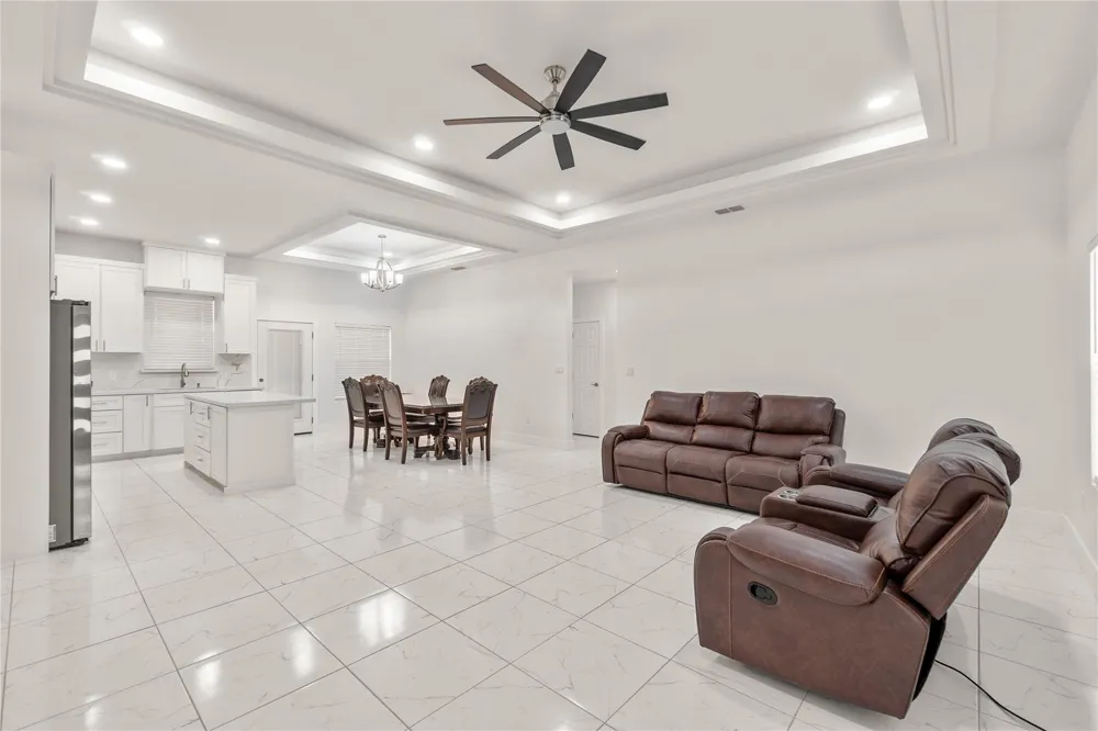 23232 Val Verde Edinburg, TX 78532