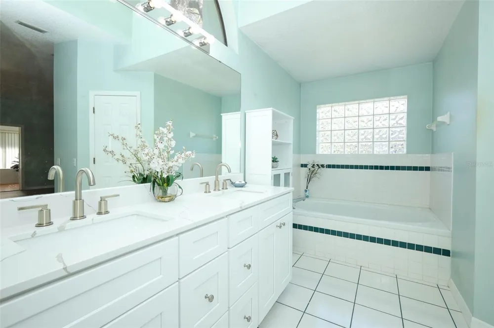 610 YORKTOWN DRIVE Leesburg, FL 34748