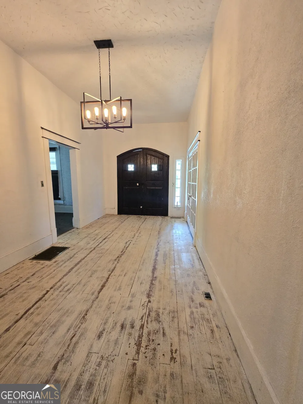 246 Newnan ST Franklin, GA 30217