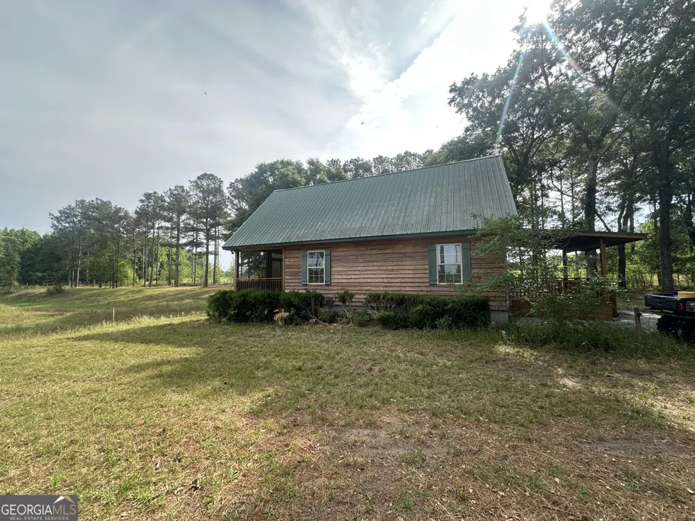 1309 Jarrell Pond RD Sylvania, GA 30467