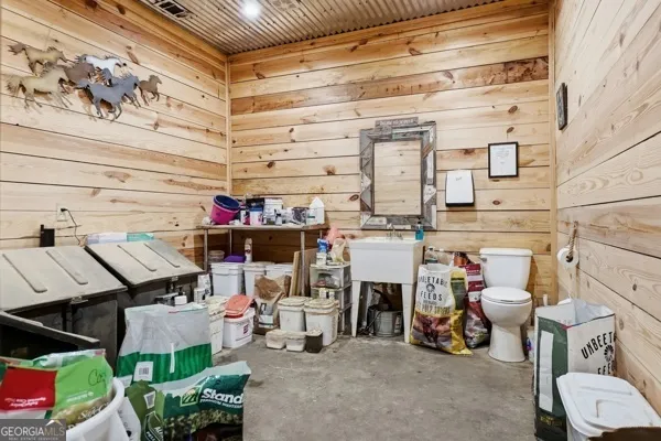 1048 Philema RD Leesburg, GA 31763