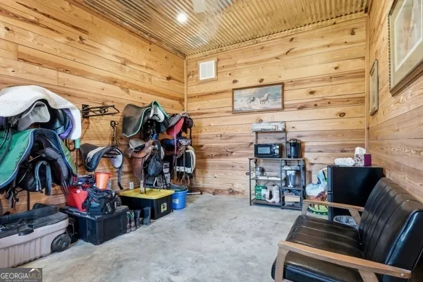 1048 Philema RD Leesburg, GA 31763