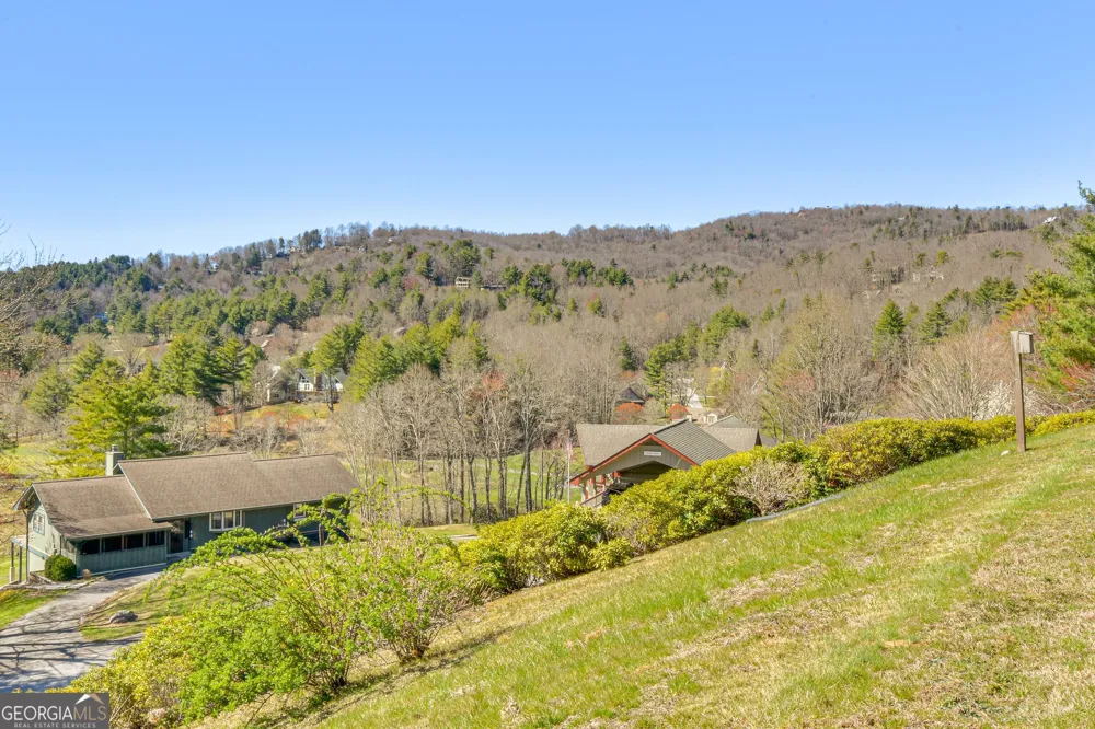 115 Broadmoor LN Sky Valley, GA 30537