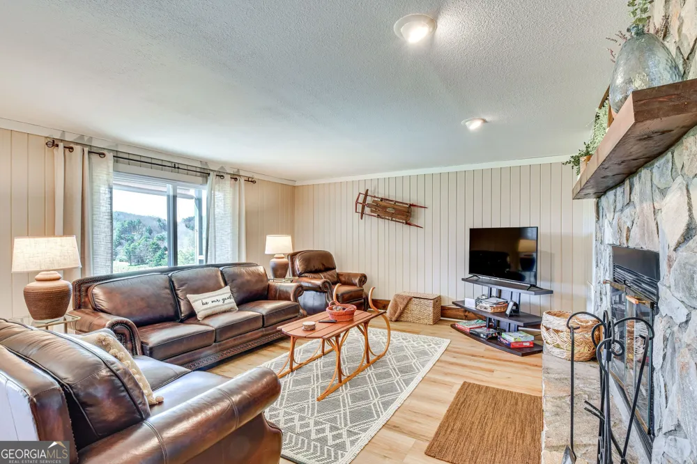 115 Broadmoor LN Sky Valley, GA 30537