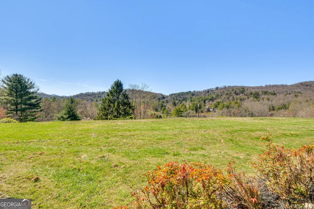 115 Broadmoor LN Sky Valley, GA 30537