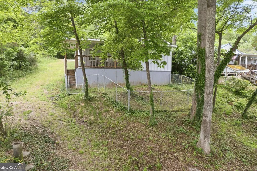 114 Flatrock RD SE Eatonton, GA 31024