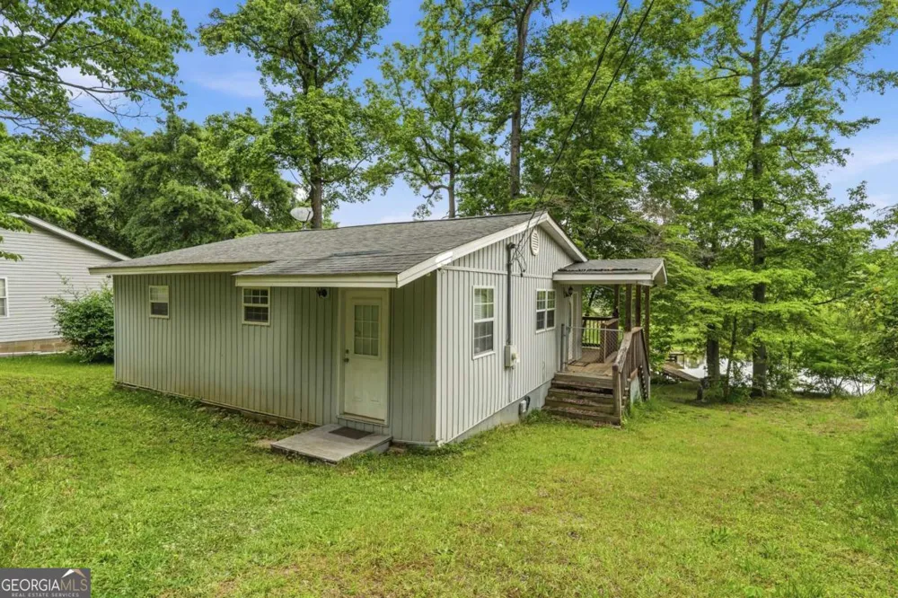 114 Flatrock RD SE Eatonton, GA 31024