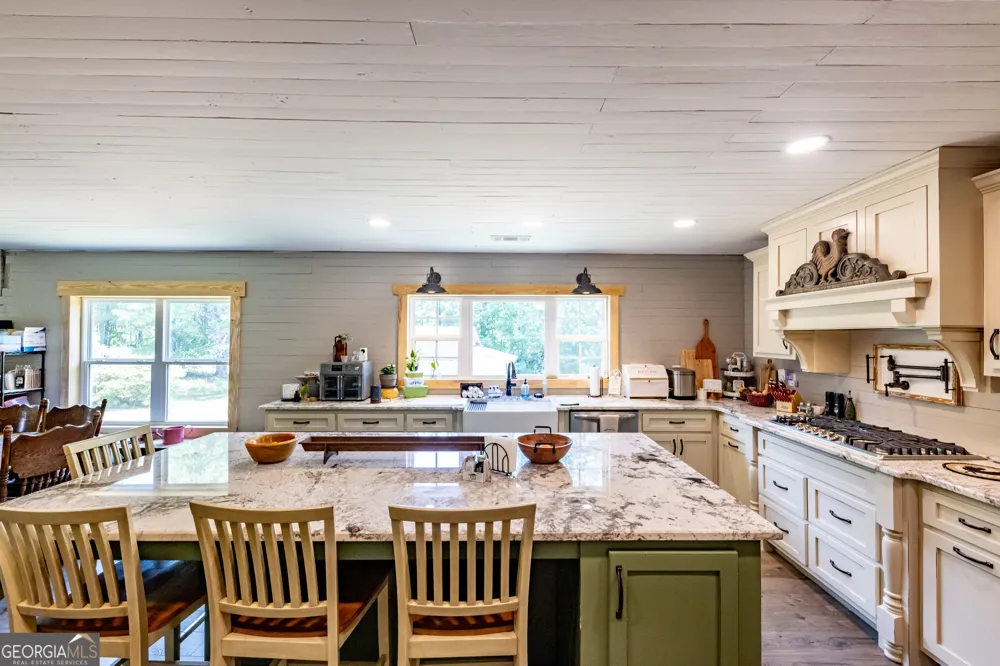 655 White RD Thomaston, GA 30286