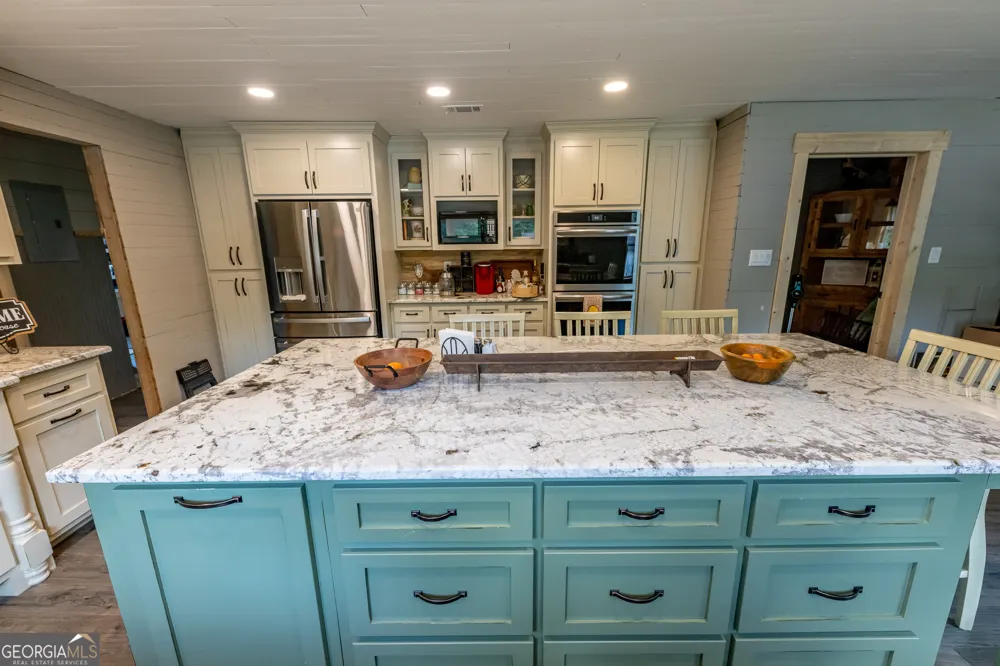 655 White RD Thomaston, GA 30286