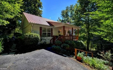 2532 Hunter RD