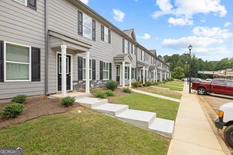 100 Lena LN