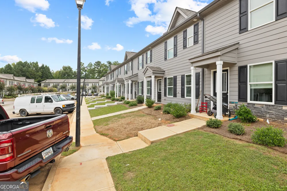 100 Lena LN Eatonton, GA 31024