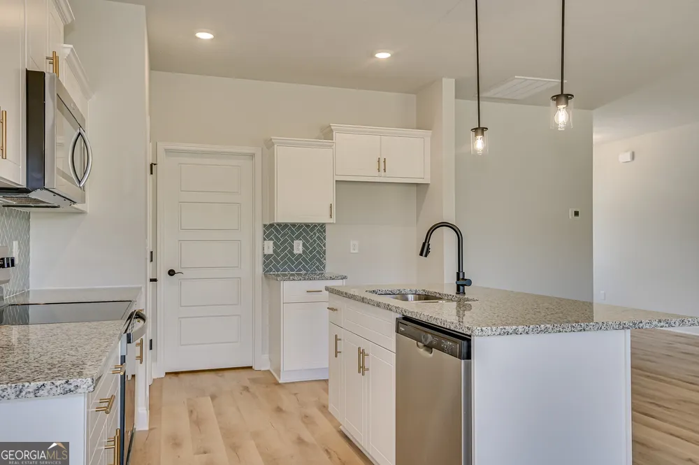 205 Palmetto Loop Vidalia, GA 30474