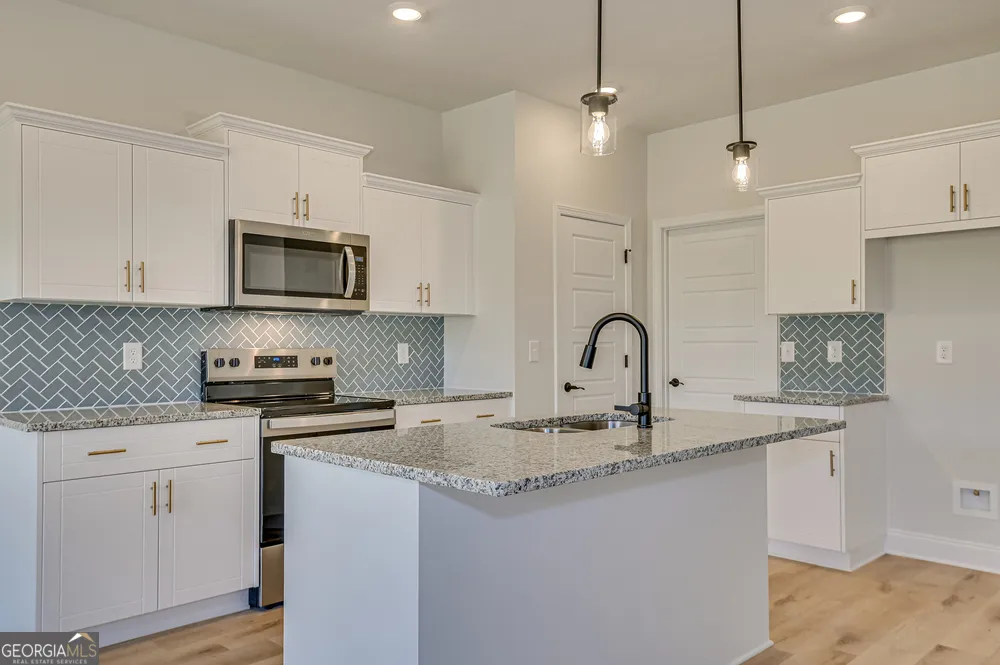 205 Palmetto Loop Vidalia, GA 30474