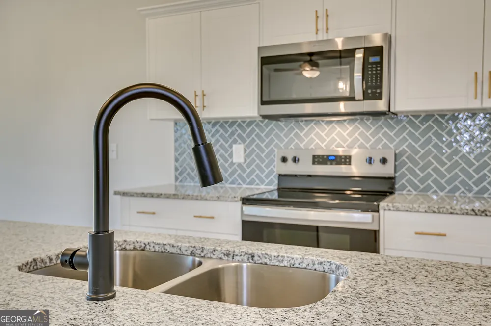 205 Palmetto Loop Vidalia, GA 30474