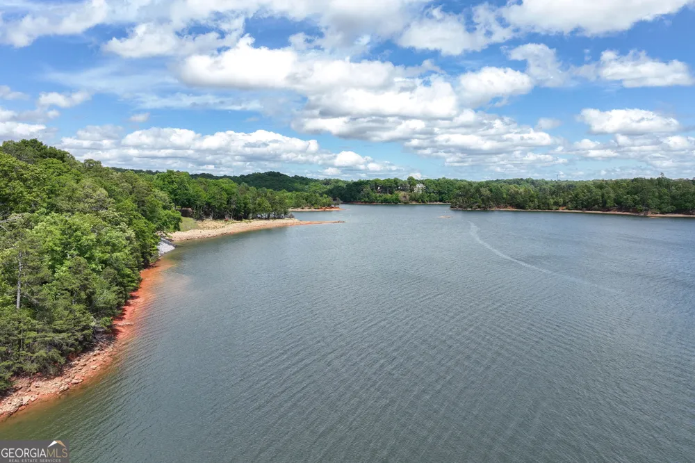 208 Lake Pointe DR Gainesville, GA 30506
