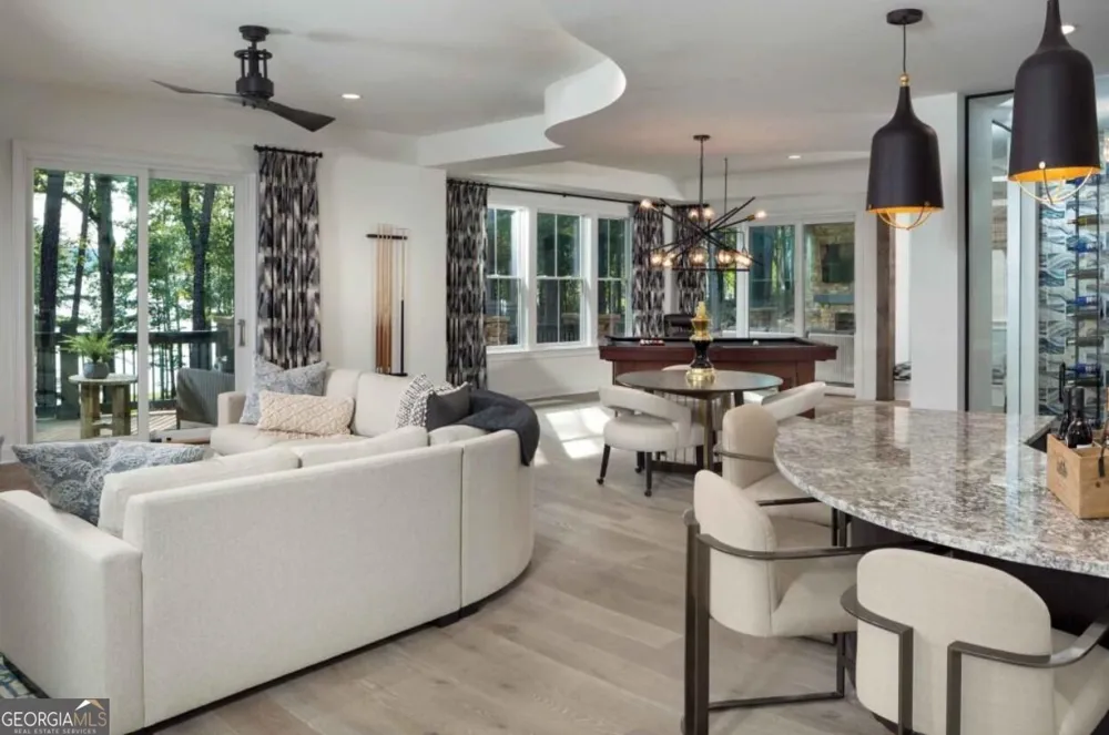 208 Lake Pointe DR Gainesville, GA 30506