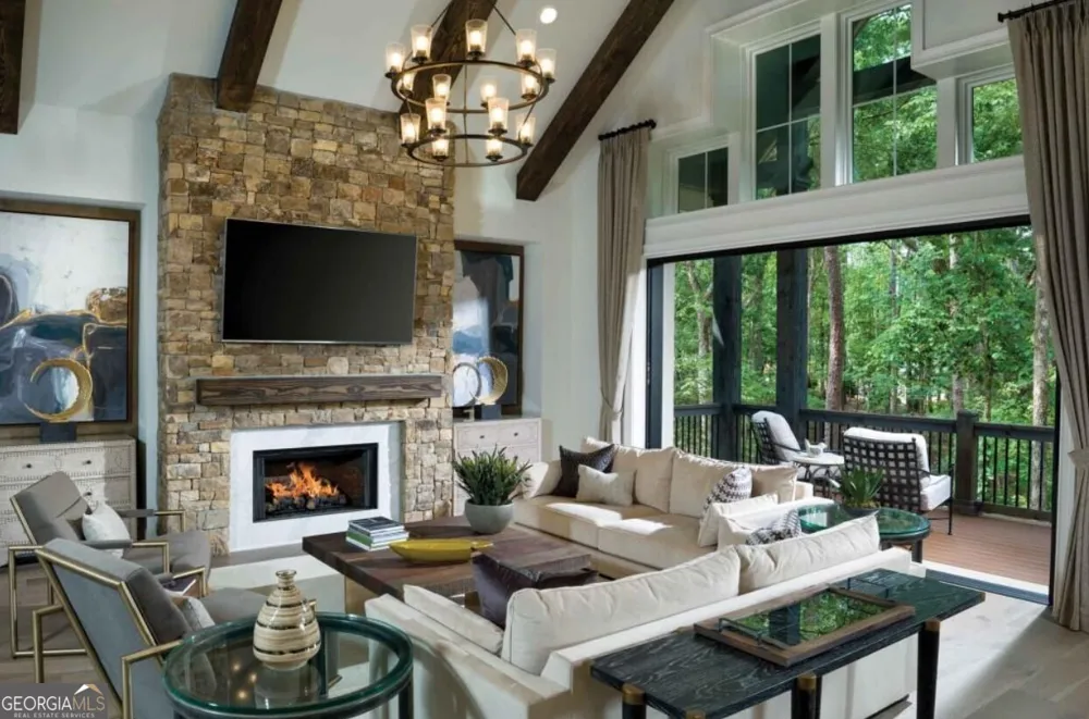 208 Lake Pointe DR Gainesville, GA 30506