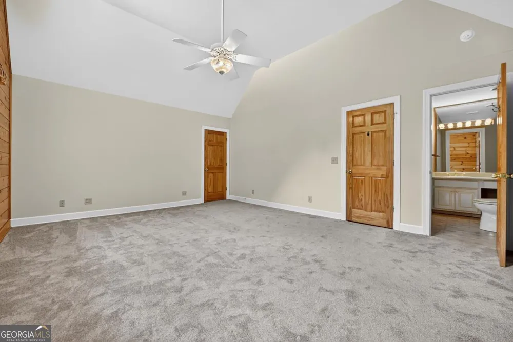 88 Pauls LN Ellijay, GA 30536