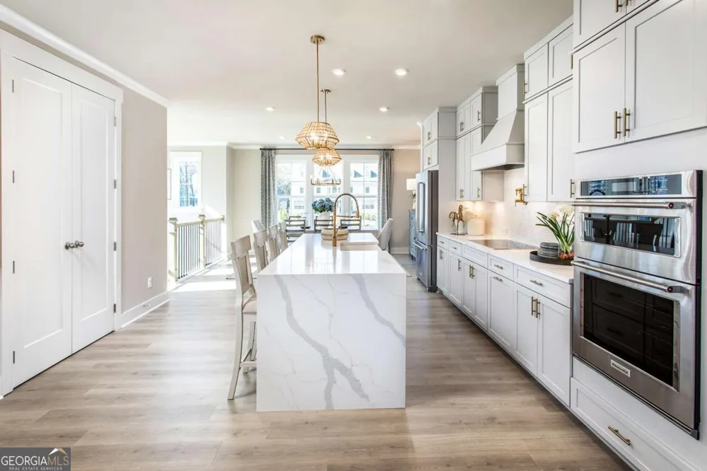 102 Bridgecrest RD Roswell, GA 30075