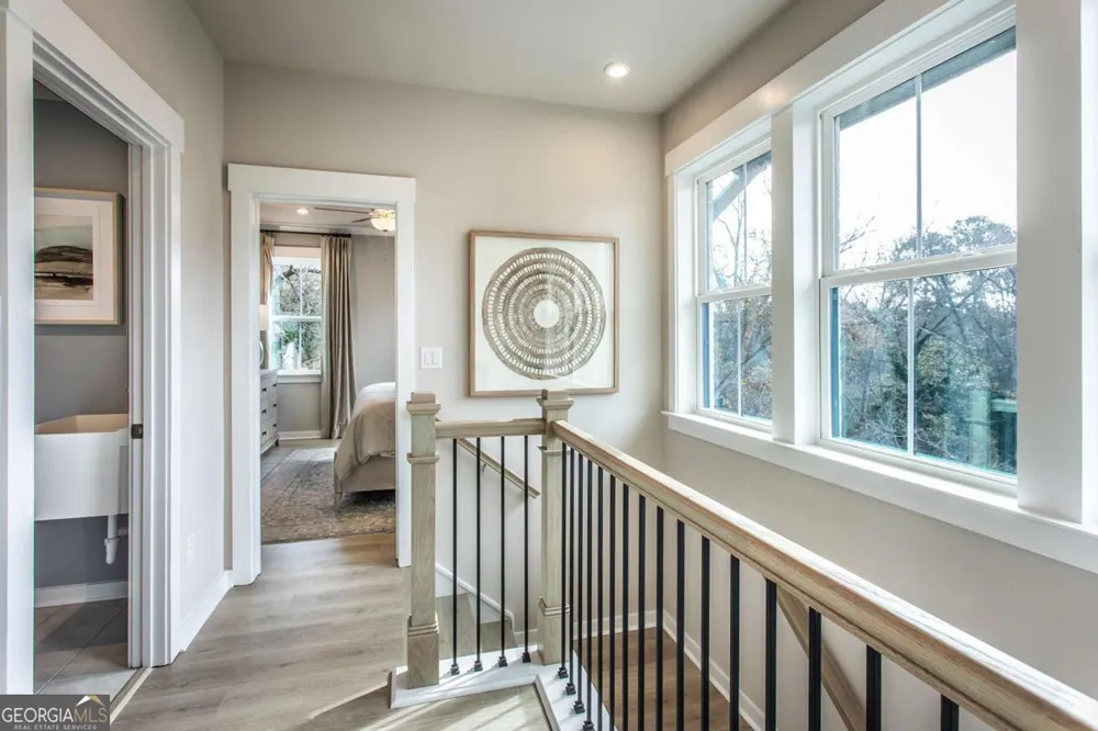 102 Bridgecrest RD Roswell, GA 30075