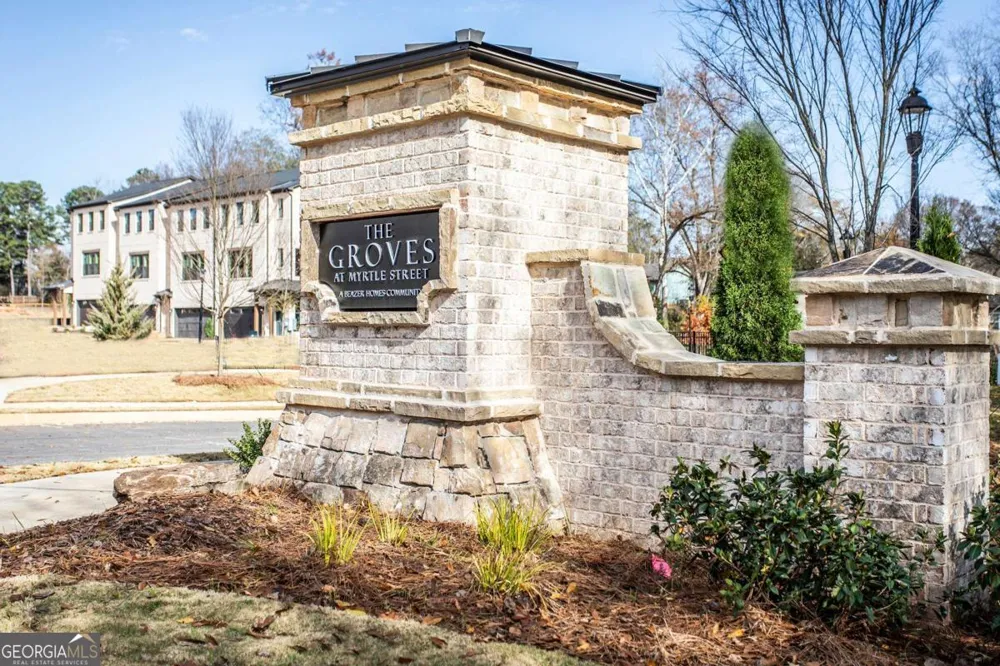 102 Bridgecrest RD Roswell, GA 30075