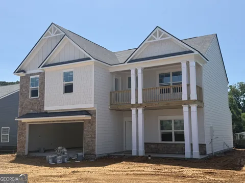 16 Madison LN