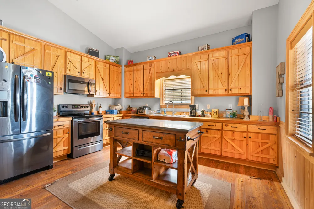 5300 GOLDEN ISLE W Baxley, GA 31513