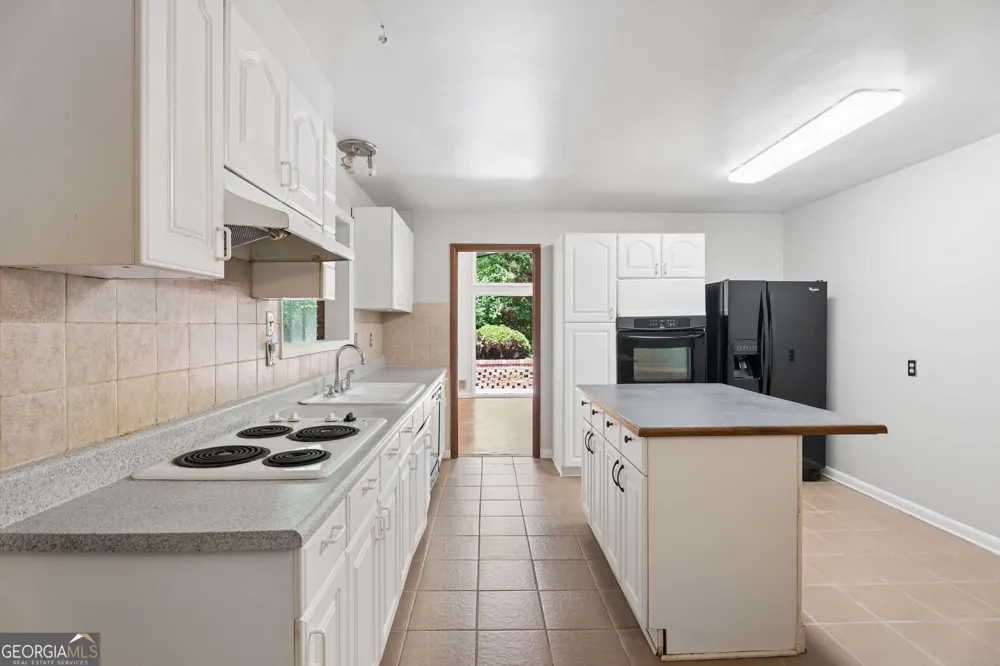 3543 Cloudland DR Stone Mountain, GA 30083