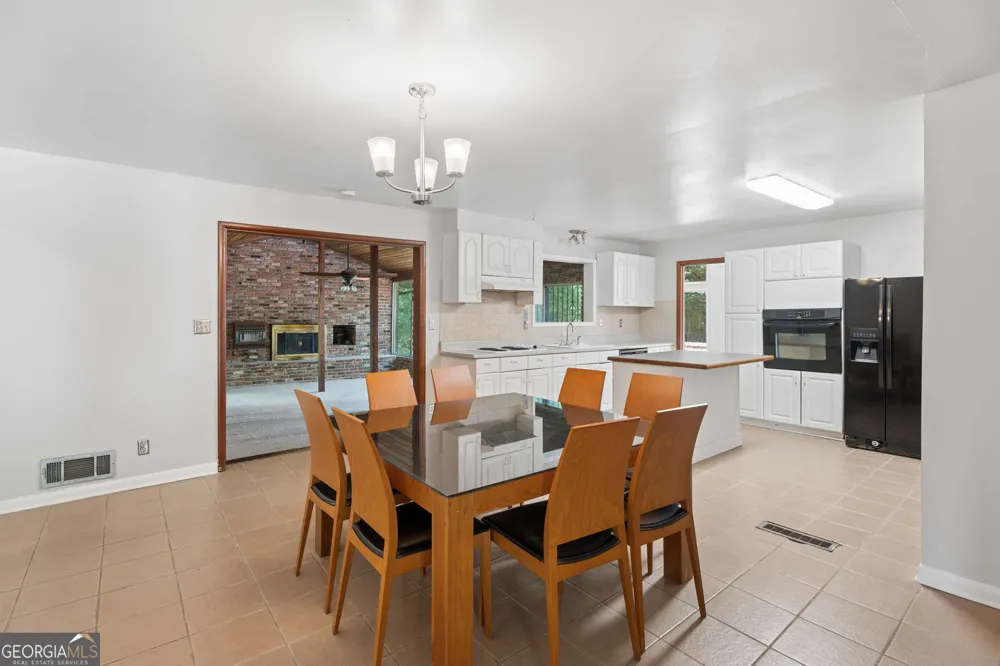 3543 Cloudland DR Stone Mountain, GA 30083