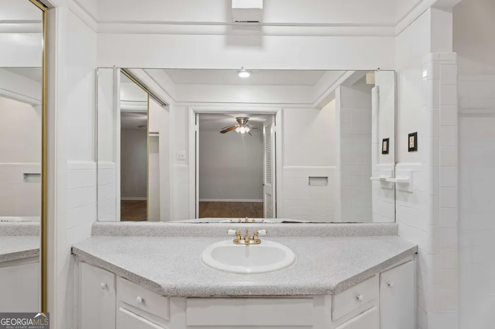 3543 Cloudland DR Stone Mountain, GA 30083