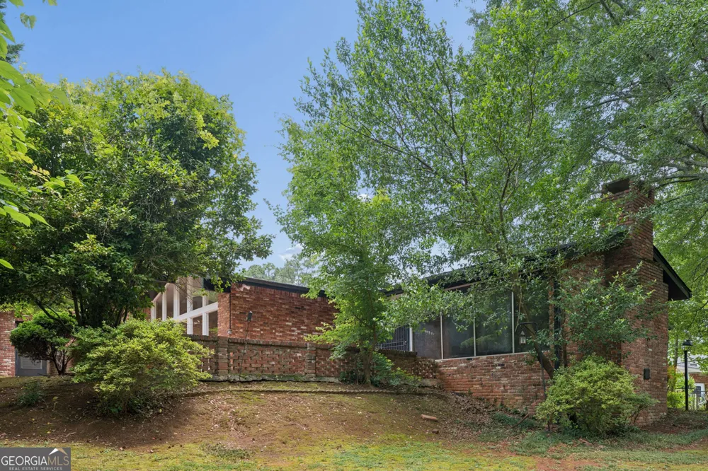 3543 Cloudland DR Stone Mountain, GA 30083