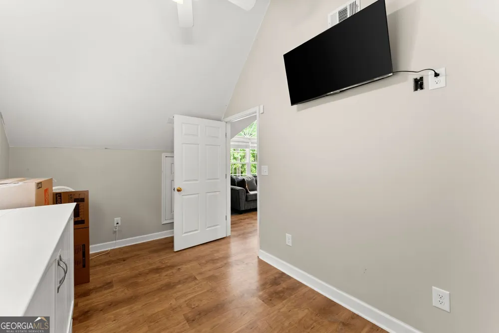 2832 B Wilson RD Commerce, GA 30529