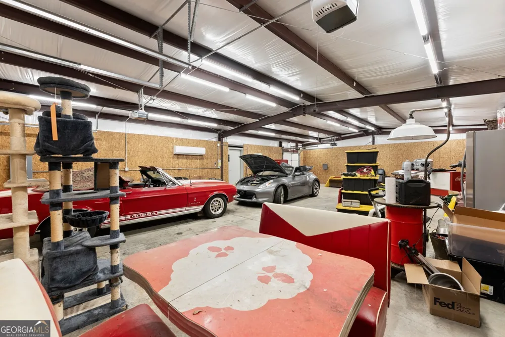 2832 B Wilson RD Commerce, GA 30529