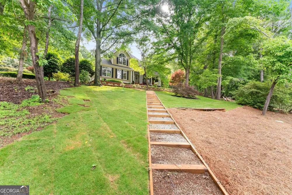 2832 B Wilson RD Commerce, GA 30529