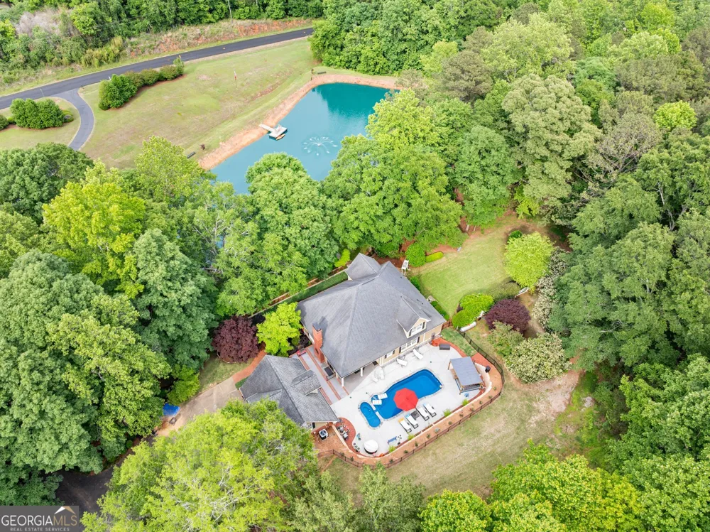 2832 B Wilson RD Commerce, GA 30529