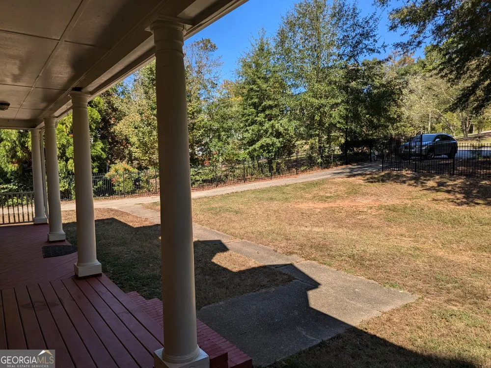 4401 Riverlake WAY Snellville, GA 30039