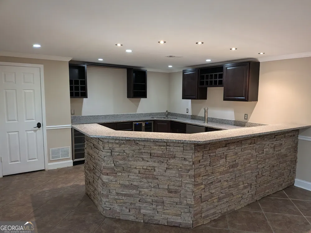 4401 Riverlake WAY Snellville, GA 30039