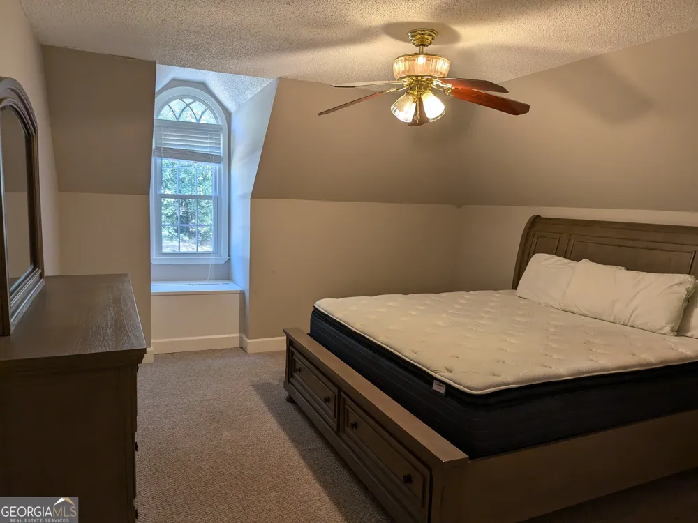 4401 Riverlake WAY Snellville, GA 30039