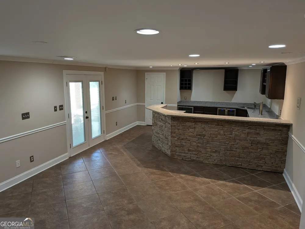 4401 Riverlake WAY Snellville, GA 30039